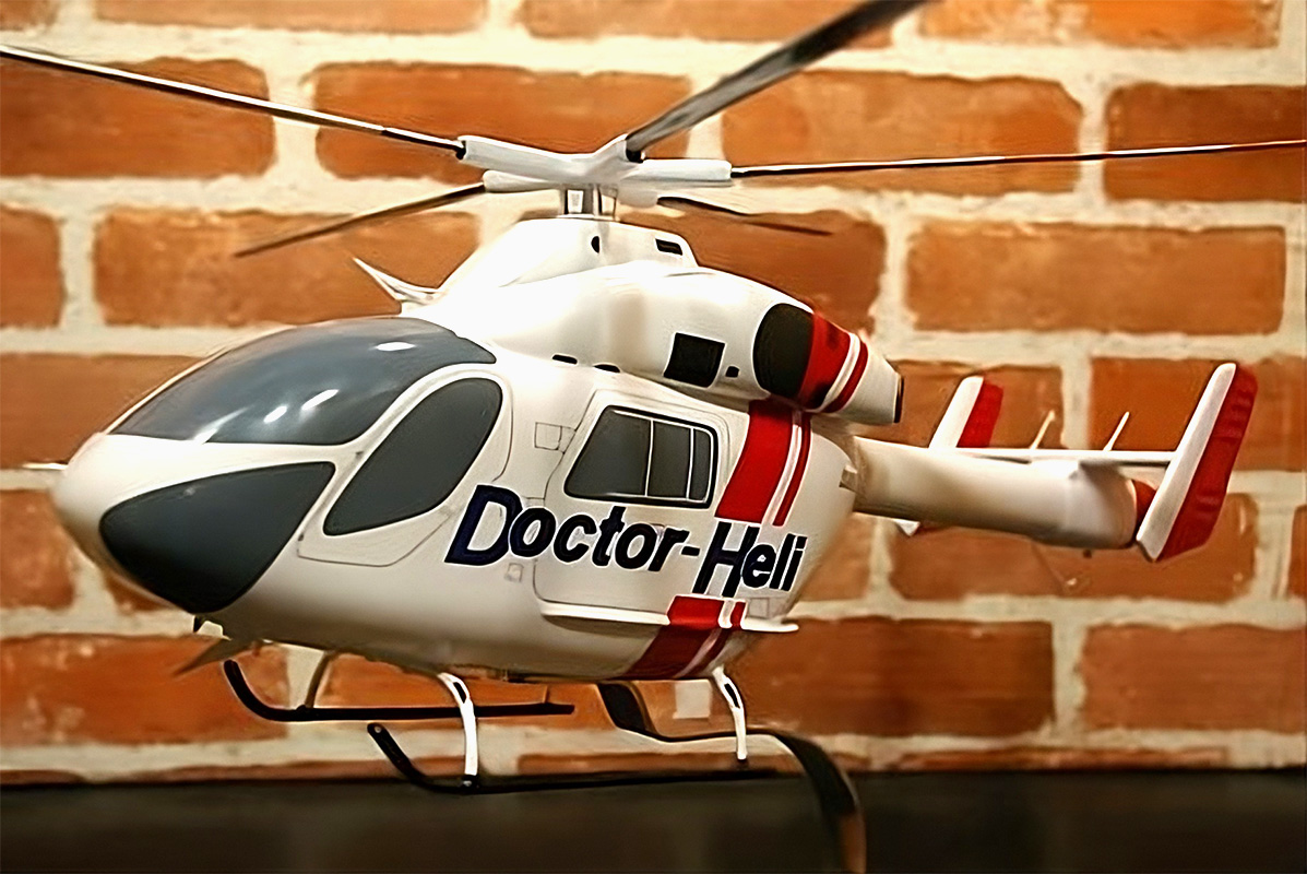 過去製作のドクターヘリの航空機模型